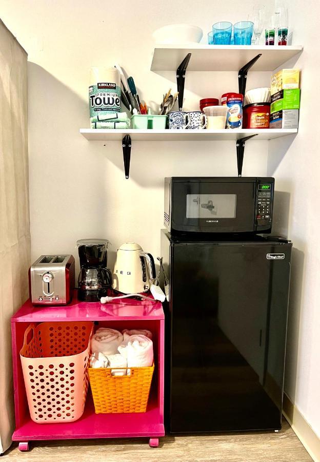 Micro Studio Apartment In University District- 10 Mins Walk To University Of Wa Сіетл Екстер'єр фото